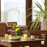 Mitsis La Hotel